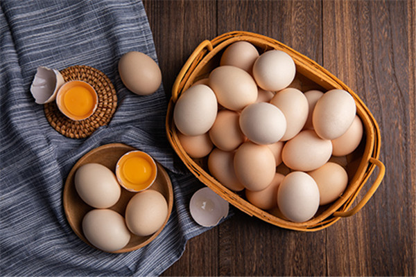 孕妇吃富硒鸡蛋的好处？后悔现在才知道......