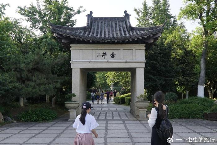 江西宜春温汤镇富硒温泉(宜春温汤富硒温泉对人体的好处)-硒宝网