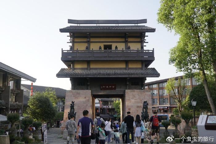 江西宜春温汤镇富硒温泉(宜春温汤富硒温泉对人体的好处)-硒宝网