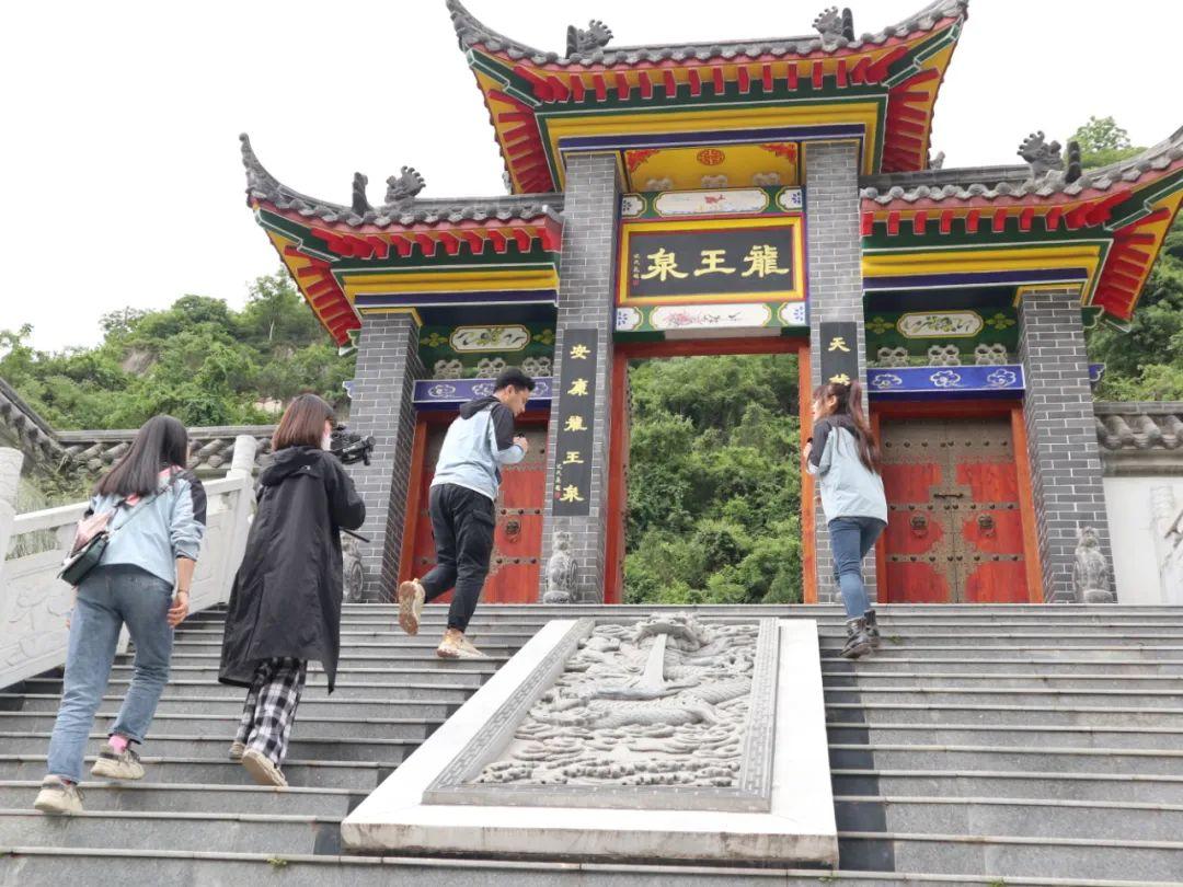 龙王泉富硒水(龙王泉富硒水好还是洞庭山)-硒宝网