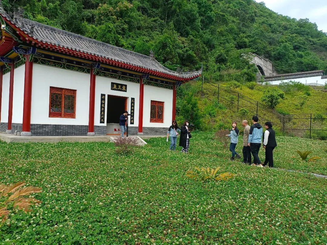 龙王泉富硒水(龙王泉富硒水好还是洞庭山)-硒宝网