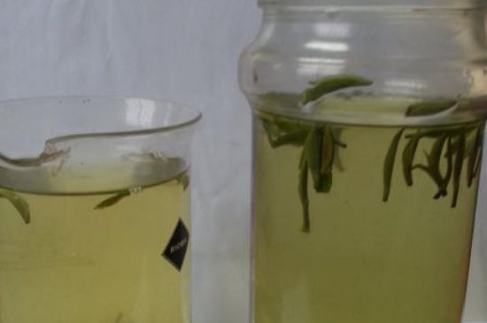 天方富硒绿茶价格(富硒绿茶属于什么茶)-硒宝网