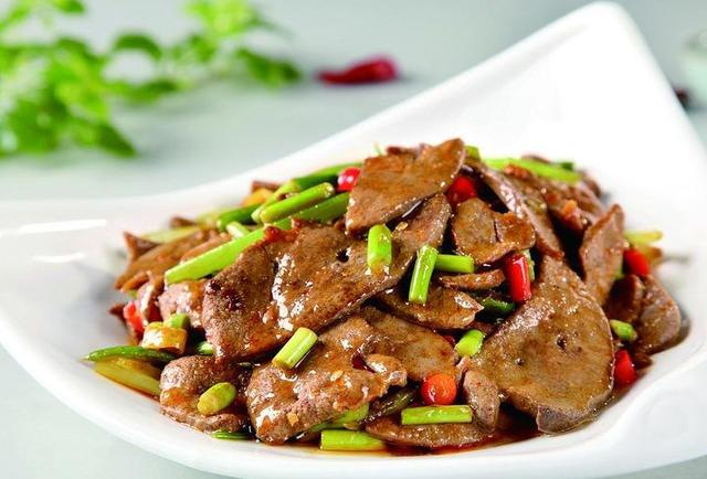 什么食物中含硒较多，吃什么补硒最快最好？
