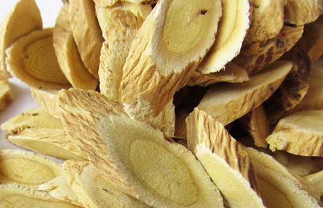 抽血化验贫血为啥补硒