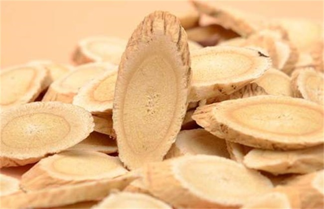 抽血化验贫血为啥补硒