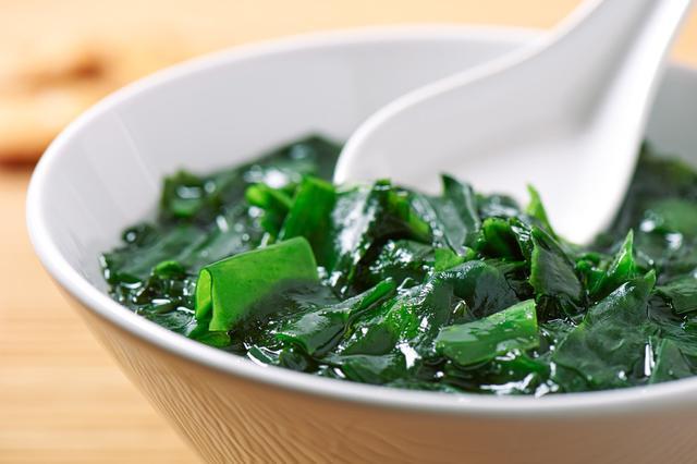 缺乏这1元素，易得甲状腺结节，并非碘元素！多吃3类食物能补足