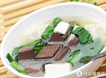 补充钙铁锌，你可能白花了钱还伤害了孩子身体，附最佳食补方案