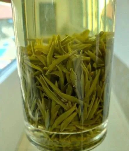 补硒治疗花眼(硒与眼?。?硒宝网