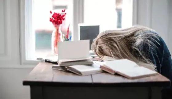 补硒四肢很痒(孕妇四肢痒肚皮痒)-硒宝网