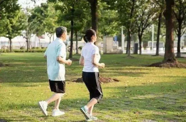 补硒四肢很痒(孕妇四肢痒肚皮痒)-硒宝网