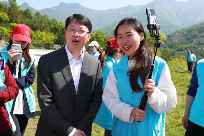五一去哪玩？陕茶代言人带你到安康 了解茶文化