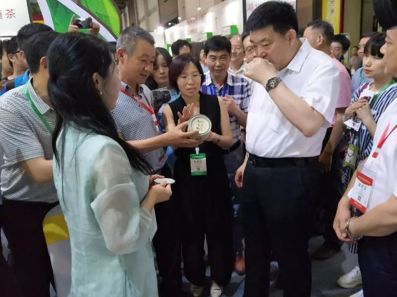 溪丘湾富硒茶(溪丘湾乡多少个村)-硒宝网