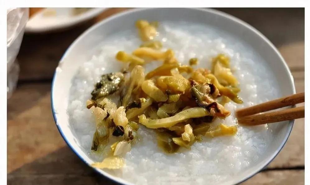 富硒大米煮粥