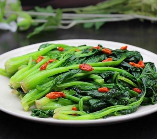 菠菜是补铁的吗
