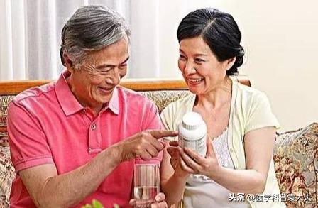 中老年吃哪种钙片补钙效果好