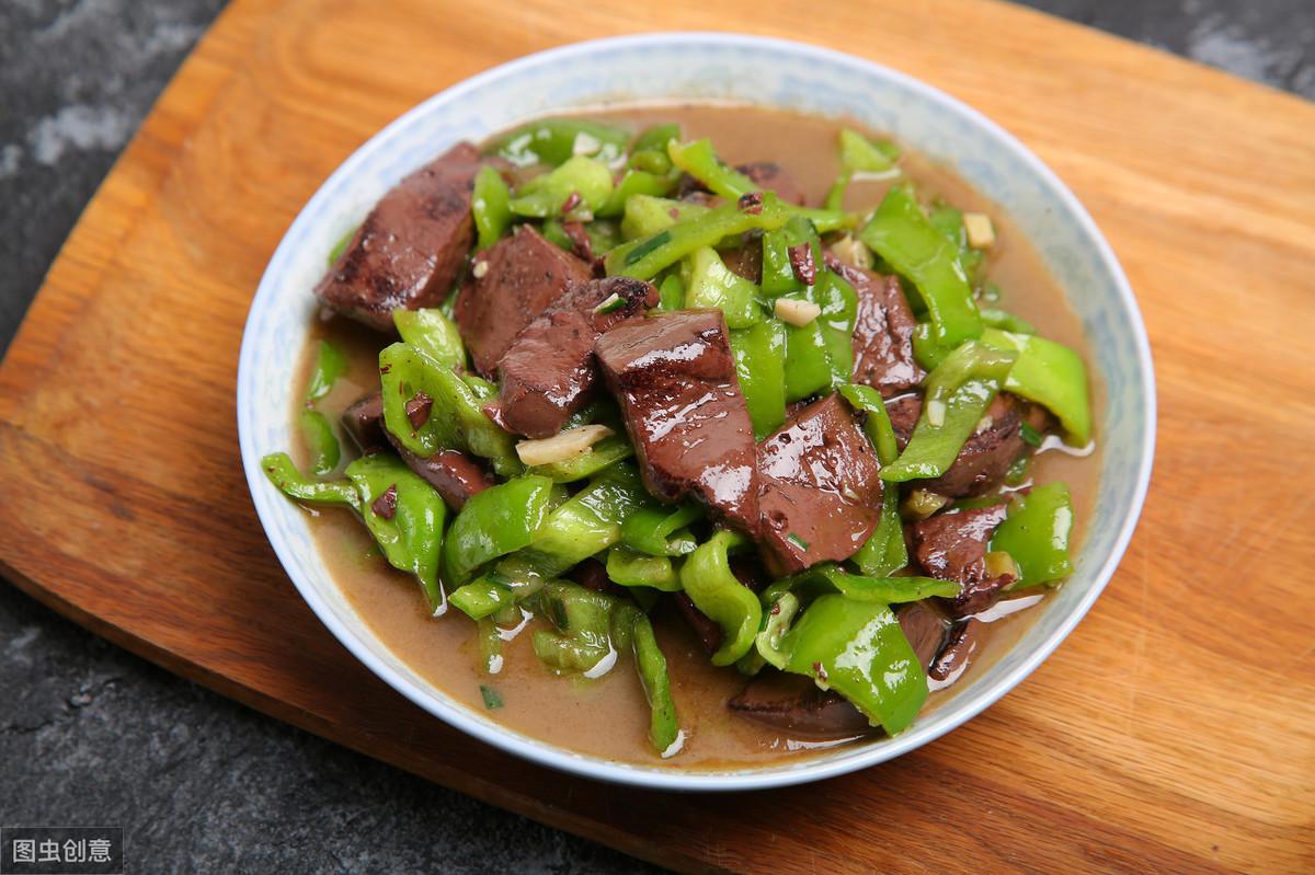 用铁锅做饭可以补铁吗