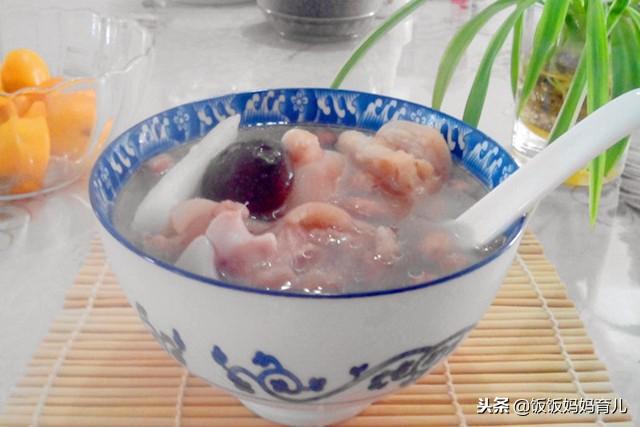 鲫鱼豆腐汤补钙吗
