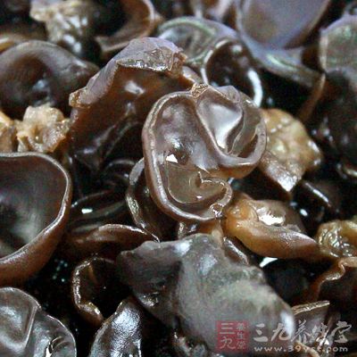 婴儿补铁吃什么食物好