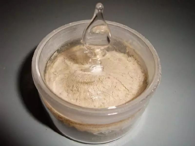 靠食物补硒够吗
