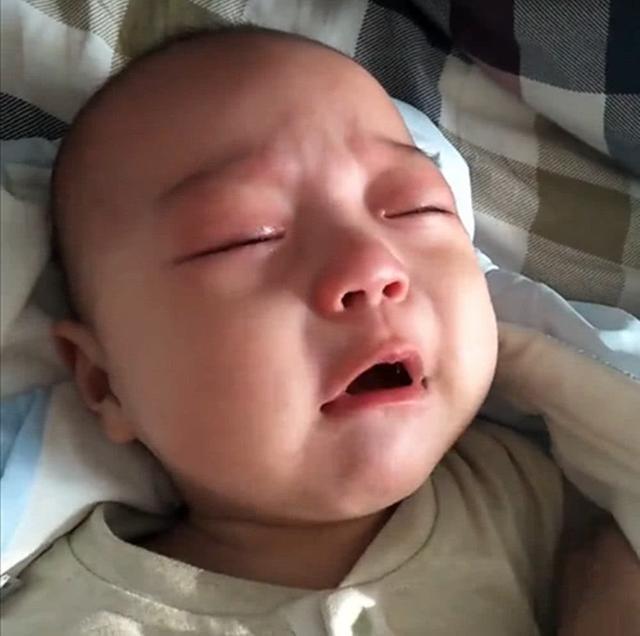 宝宝有这6种表现，说明缺锌了，妈妈别忽视，影响孩子发育就晚了