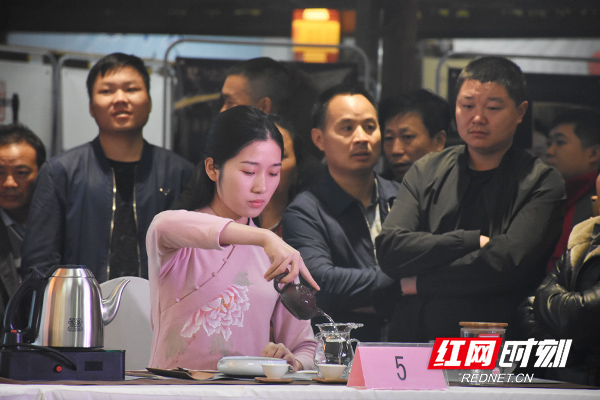 以茶会友富硒茶