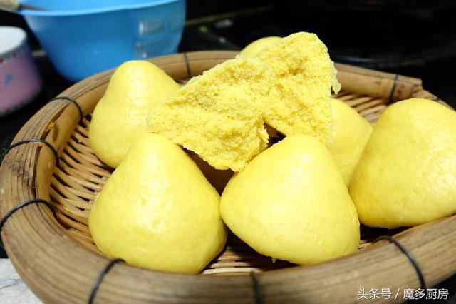 一个小时做出来的馒头，柔软美味自带香甜，颜色金灿灿，要常吃！