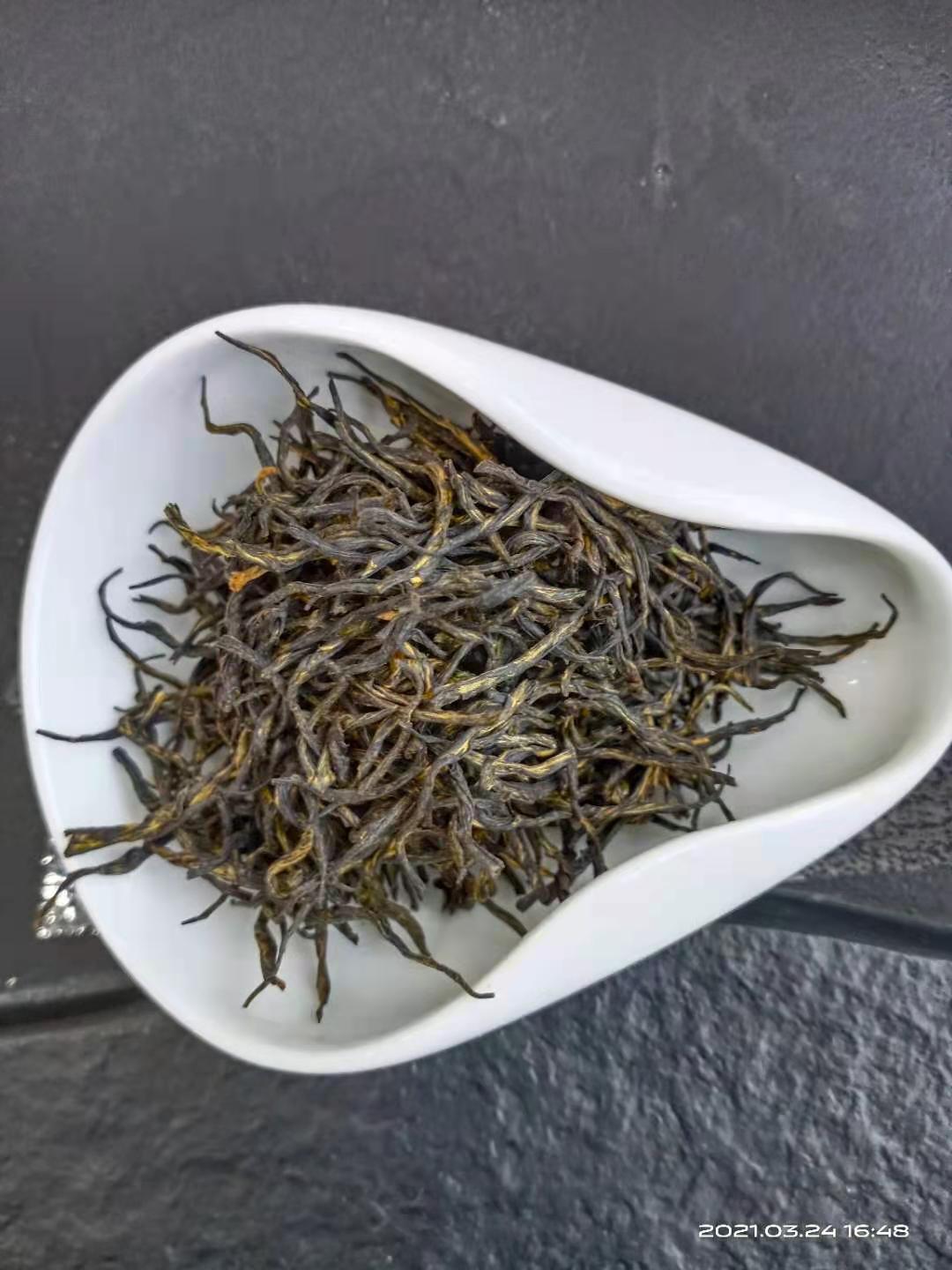 天津木盒利川红茶加工