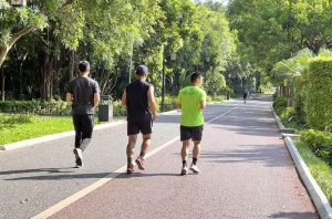 为什么做菜少放油了血脂还是高？听听医生怎么说