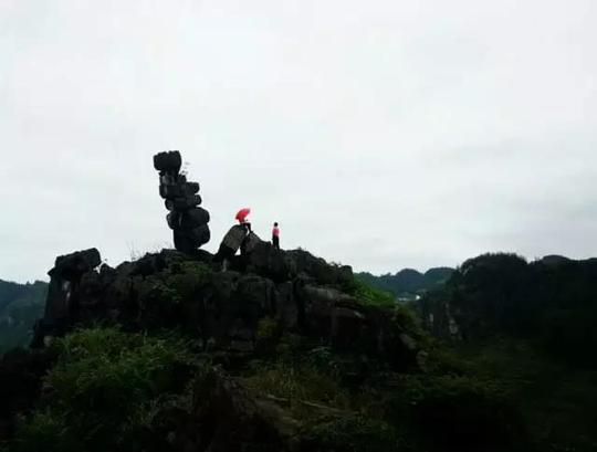 大家好！向大家介绍一下，这是我的家乡@沿河 欢迎来耍！