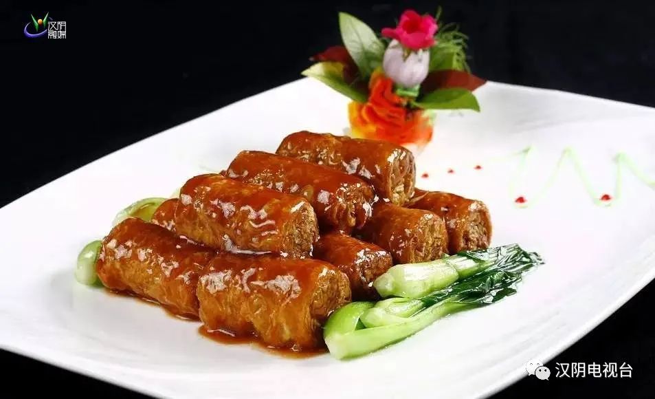 富硒大米蒸熟后粘