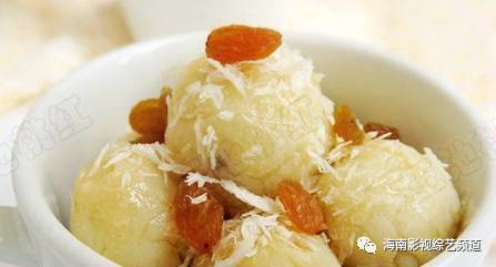 海南?？诟晃毓? /></p>
<p>1、地瓜去皮切条</p>
<p>2、把低筋面粉、糯米粉、泡打粉、吉士粉、水、油 放入碗中，拌均匀，放置15分钟</p>
<p>3、锅中倒入油烧热</p>
<p>4、将地瓜条裹上脆浆糊，放入油中小火炸至金黄，捞出沥干</p>
<p>5、表面撒上梅子粉，趁热食用</p>

<p>健康提示：</p>
<p>不宜生吃、不宜过量、不宜空腹食用。且忌与西红柿、柿子、香蕉、螃蟹、白酒同食。</p>

<p>药用食谱功效：</p>
<p>食用可缓解脾虚气弱，大便秘结，肺胃有热，口渴咽干等症状。</p>

<p>其他用途：</p>
<p>除供食用外，还可以制糖和酿酒、制酒精等。</p>										<div   id="zptmy5zary"   class="single-copyright">
						版权声明：本文为互联网用户自发贡献的内容，其中观点及相关内容仅代表作者本人。本网站仅提供信息存储空间服务，不拥有这些内容的所有权，并且不承担任何法律责任。如果发现本网站上有涉嫌侵权或违法违规的内容，请立即联系我们的客服QQ：6532516以便进行及时清除。					</div>
									</div>
                <div   id="zptmy5zary"   class="mb-default clearfix">
										<a class="float-left btn btn-outline-default mr-small" href="http://www.jkassets.cn/tag/%e6%b5%b7%e5%8d%97%e6%b5%b7%e5%8f%a3%e5%af%8c%e7%a1%92%e5%9c%b0%e7%93%9c/">海南?？诟晃毓?/a>
									</div>          
				<div   id="zptmy5zary"   class="log-neighbor clearfix">
					<a href="http://www.jkassets.cn/40658.html" rel="prev"><span>上一篇：</span>富硒地瓜煮后发黑（煮地瓜黑发富硒后怎么处理）</a>					<a href="http://www.jkassets.cn/40660.html" rel="next"><span>下一篇：</span>富硒地瓜能做什么（富硒地瓜的做法）</a>				</div>
                <div   id="zptmy5zary"   class="log-readmore">
					<h5 class="page-header">继续阅读</h5>
					<ul>
					<li><span id="zptmy5zary"    class="page-dot"></span>暂无推荐</li>					</ul>
				</div>
            </div>
        </div>
<div   id="zptmy5zary"   class="col-right d-none d-lg-block">
		<div   id="zptmy5zary"   class="sidebar-box">
		<h4 class="sidebar-title">随机文章</h4>
		<div   id="zptmy5zary"   class="sidebar-log">
			<ul>
								<li><a href="http://www.jkassets.cn/47001.html" target="_blank">中年人补钙（中年补钙）</a></li>
								<li><a href="http://www.jkassets.cn/80637.html" target="_blank">补硒乳腺结节（甲状腺结节碘摄入量）</a></li>
								<li><a href="http://www.jkassets.cn/57291.html" target="_blank">维生素补钙（吃什么维生素补钙）</a></li>
								<li><a href="http://www.jkassets.cn/13769.html" target="_blank">孕期补硒方案（孕期补硒的作用）</a></li>
								<li><a href="http://www.jkassets.cn/50020.html" target="_blank">4个月宝宝补钙吃什么（婴儿吃补钙的会有什么副作用）</a></li>
								<li><a href="http://www.jkassets.cn/23309.html" target="_blank">羊奶可以补硒吗（羊奶补硒吗）</a></li>
								<li><a href="http://www.jkassets.cn/80145.html" target="_blank">补硒治好肺癌（ 癌症治疗与晒太阳 ）</a></li>
								<li><a href="http://www.jkassets.cn/7237.html" target="_blank">含锌和硒的食物（含锌硒食物营养）</a></li>
								<li><a href="http://www.jkassets.cn/43947.html" target="_blank">锌硒宝锌是咸的吗（锌硒宝是干嘛的）</a></li>
								<li><a href="http://www.jkassets.cn/14620.html" target="_blank">胃癌能补硒吗（胃癌补硒有好处吗）</a></li>
							</ul>
		</div>
	</div>
			<div   id="zptmy5zary"   class="sidebar-box js_asd_bottom">
		<div   id="zptmy5zary"   class="sidebar-custom">
			<a href="" rel="nofollow" target="_blank">
				<img src="http://www.jkassets.cn/wp-content/uploads/2023/12/1593602619028180.jpg"></a>
		</div>

	</div>
	</div>    </div>
</div>
 <div   id="zptmy5zary"   class="footer-wrap">
	<div   id="zptmy5zary"   class="container">
		<div   id="zptmy5zary"   class="row">
			<div   id="zptmy5zary"   class="col-12">
				
<a href="http://www.jkassets.cn/privacy-policy/">隐私政策</a>

								<a rel="nofollow"  target="_blank">陕ICP备2021015245号-4</a><a href="/sitemap.xml">网站地图</a>
								<span>© 硒宝网</span>
			</div>
		</div>
	</div>
</div>
<a class="page-backtop"><i class="fa fa-icon fa-angle-up"></i></a>
<script>
var swiper = new Swiper(