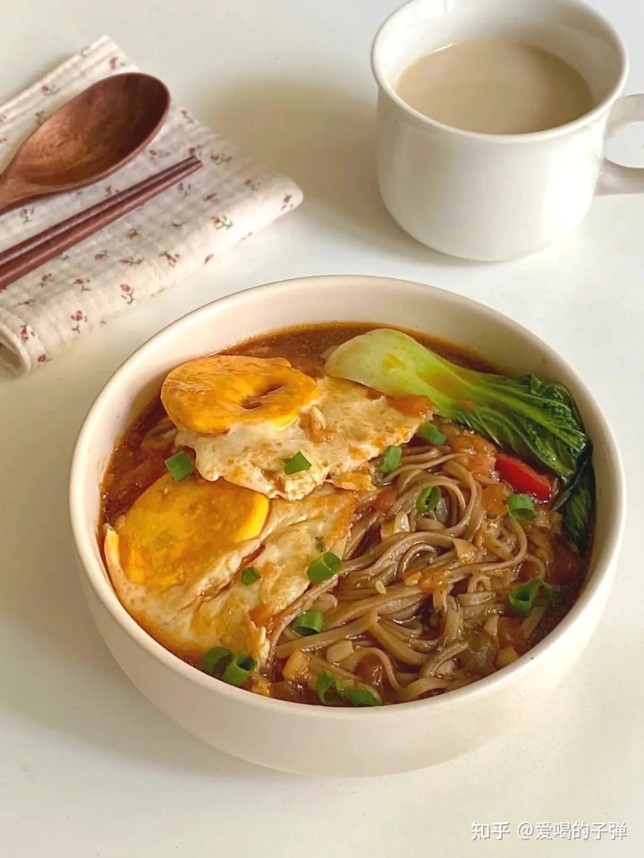 富硒黑麦面粉热量