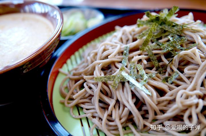 富硒黑麦面粉热量