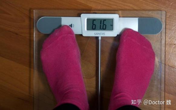 甲亢补硒元素多少克