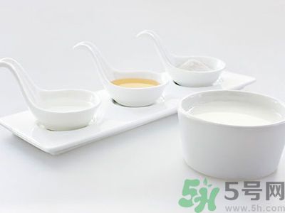 牛奶和酸奶哪个更加健康？牛奶和酸奶哪个更好？