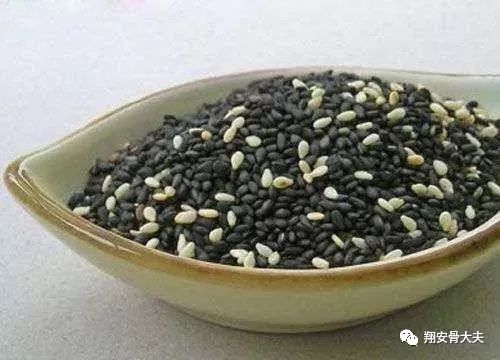 骨折了能吃硒来补吗