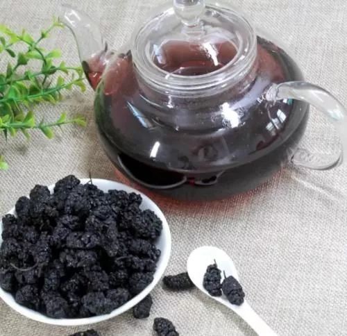 干桑葚泡水能补硒吗(桑葚干泡水可以补肾吗)-硒宝网