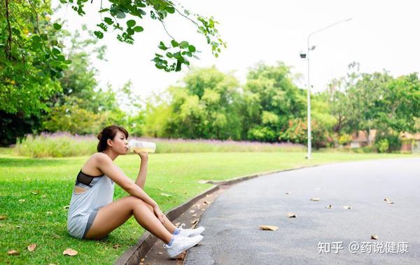 低钠血症补钠(低钠血症补钠过快可引起什么?。?硒宝网