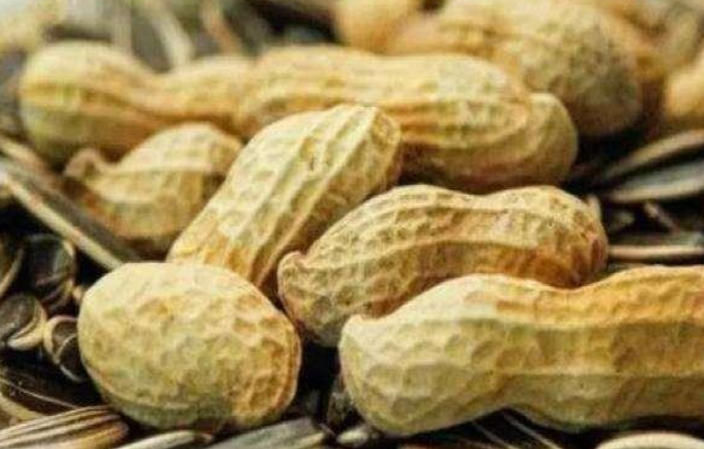 吃虾皮不能补钙？真正补钙的是这4种食物，很多人可能不喜欢吃