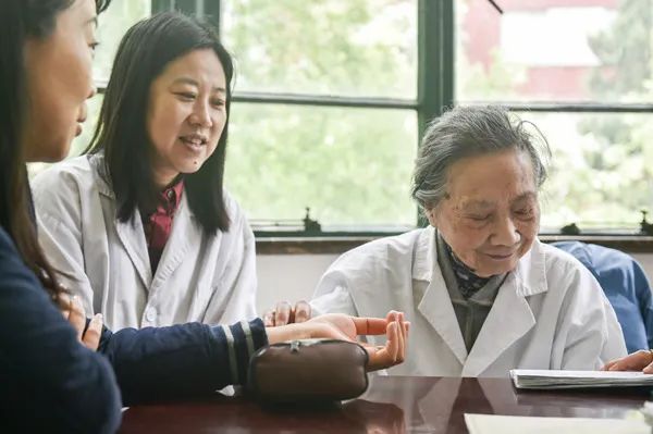 补硒后能吃西洋参吗
