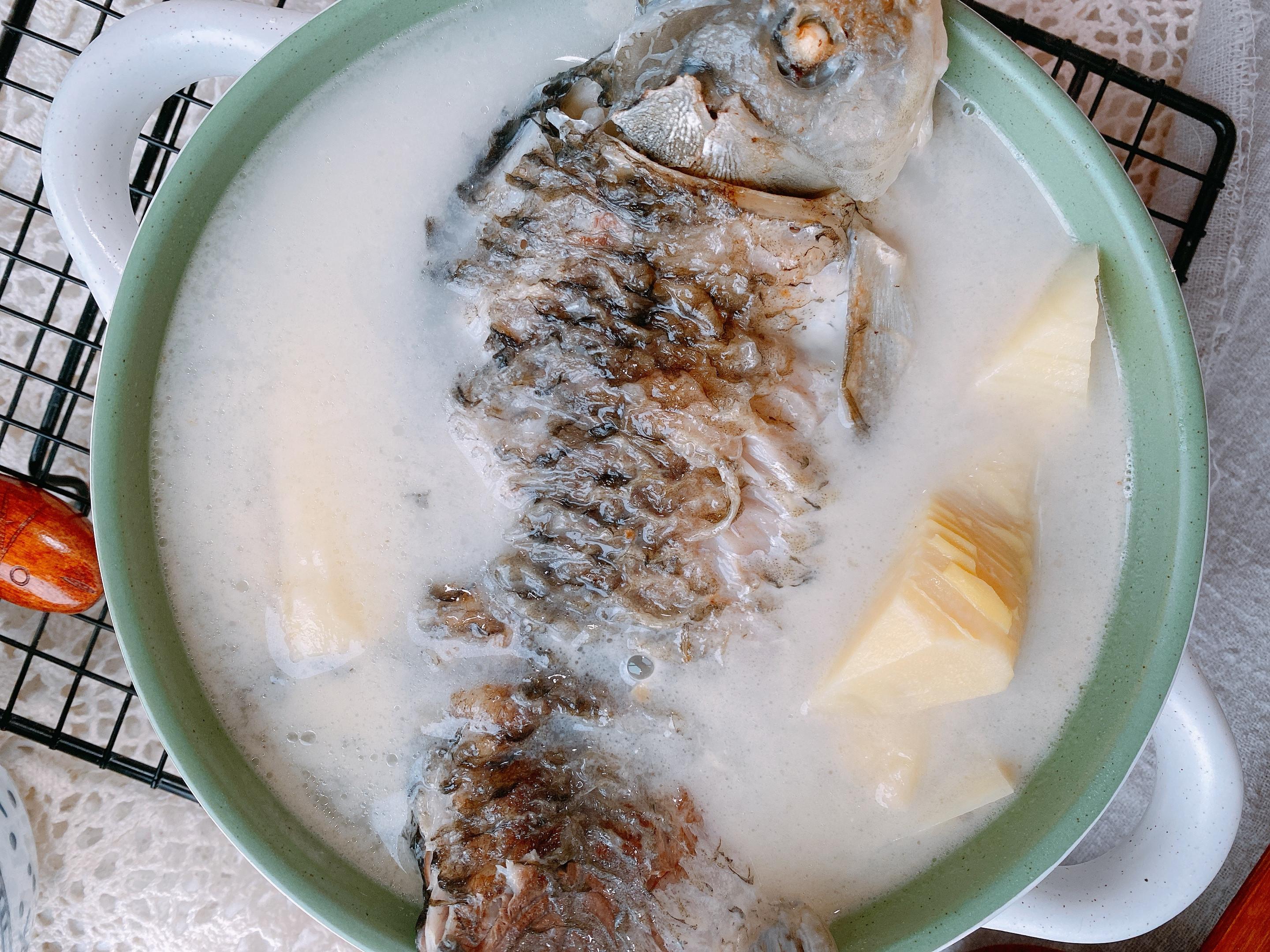 鲫鱼补钙吗
