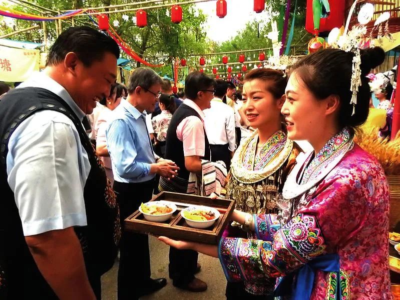 广西大藤峡 富硒茶(富硒藤茶产在哪里)-硒宝网