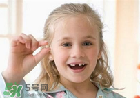 儿童换牙可以吃钙片吗?儿童换牙吃什么好？