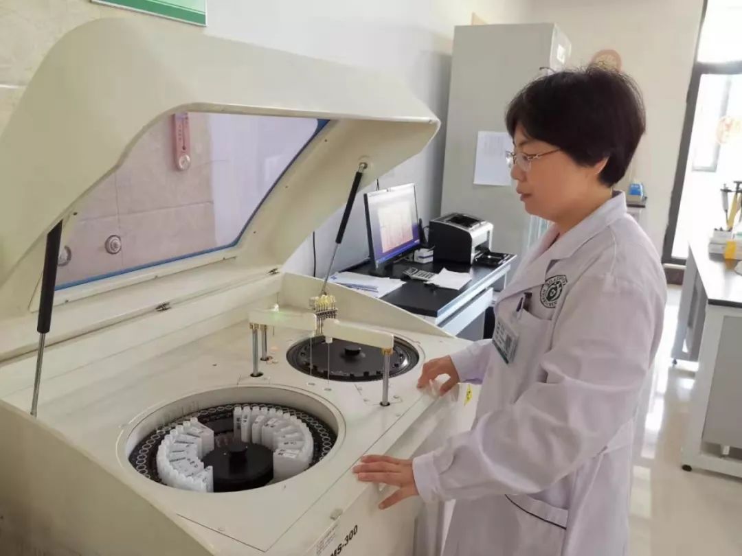 抽血化验微量元素要空腹吗