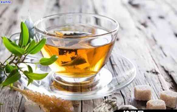 喝茶能缓解脱发吗，探讨茶叶的护发功效：喝什么茶可以有效防止脱发？