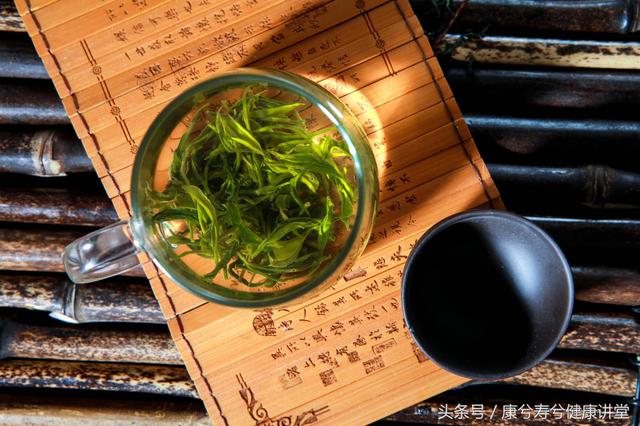 糖尿病人常喝这三种茶降血糖效果好，远离并发症