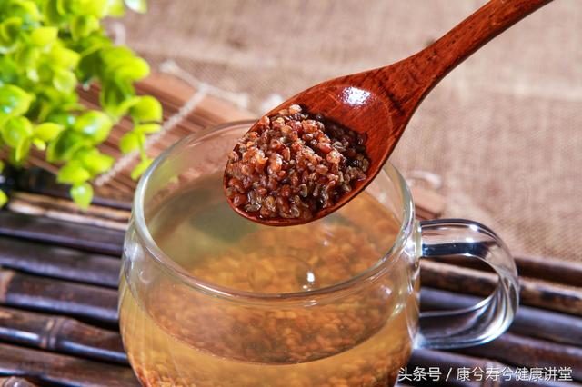 糖尿病人常喝这三种茶降血糖效果好，远离并发症