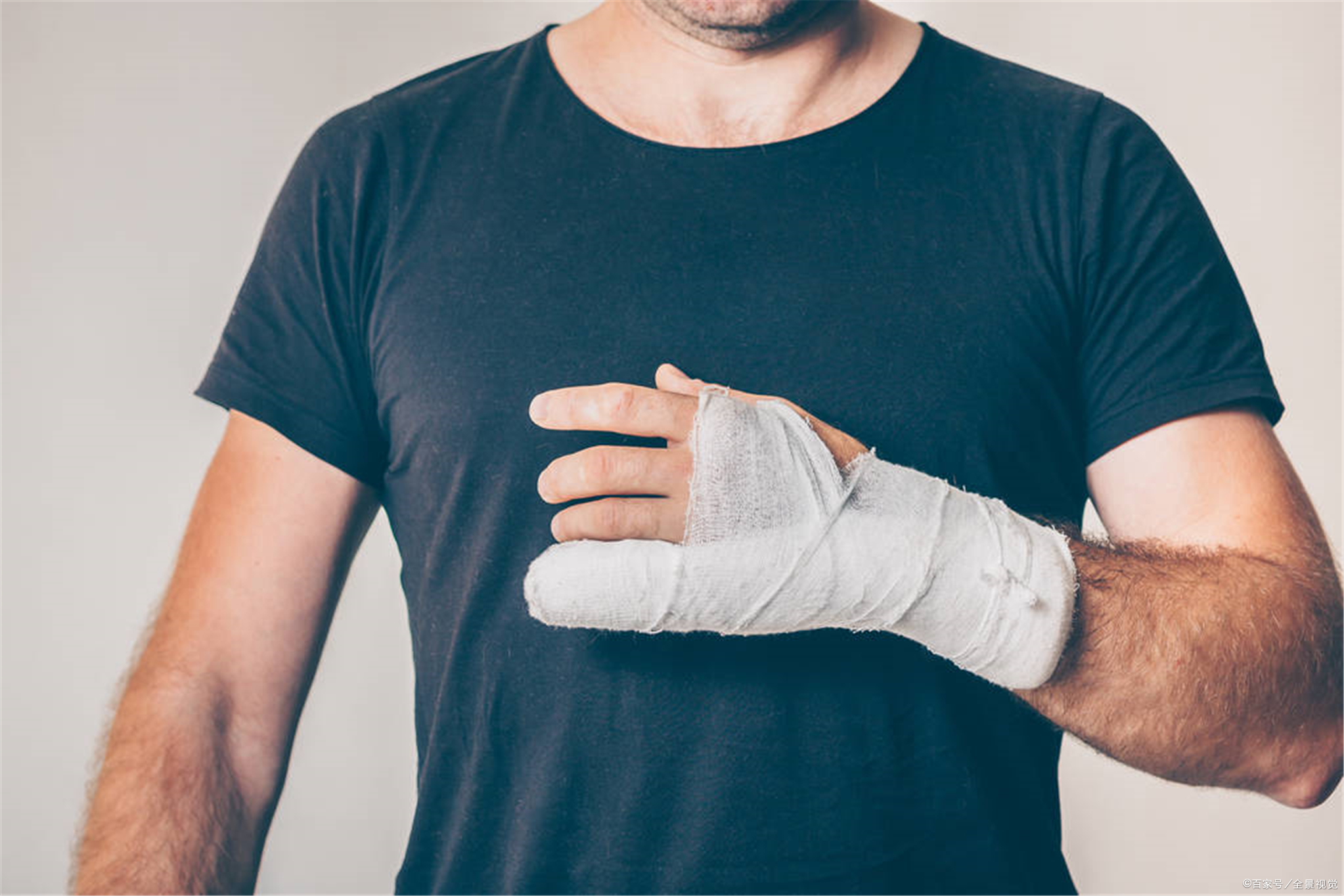 把骨头嚼碎吃补钙吗