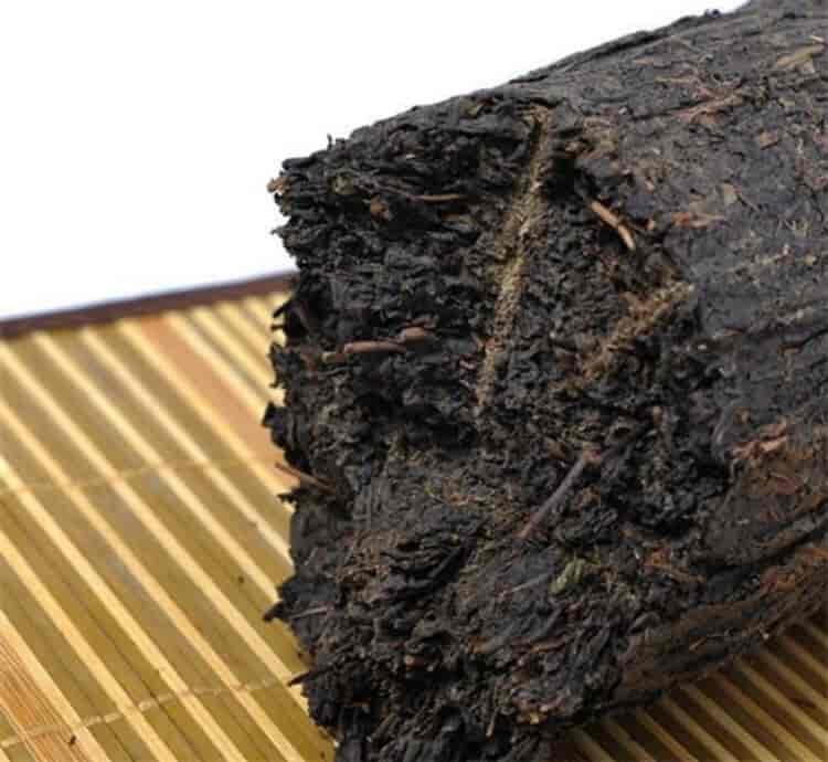 黑茶改善糖类代谢，降血糖，防治糖尿病