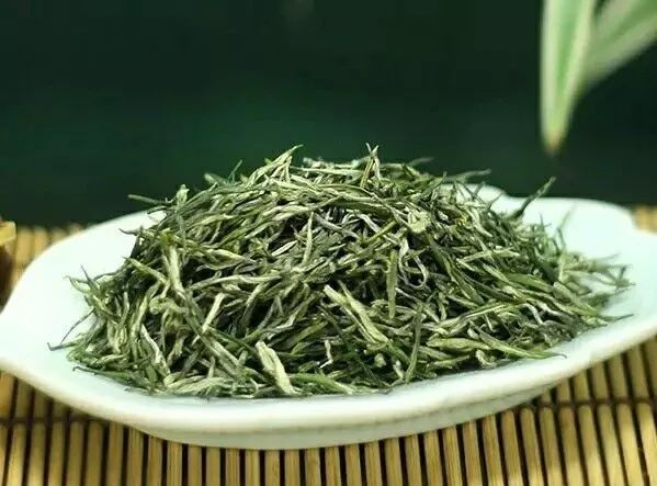 富硒茶蒸青好还是炒青好(茶叶蒸青和炒青的区别)-硒宝网